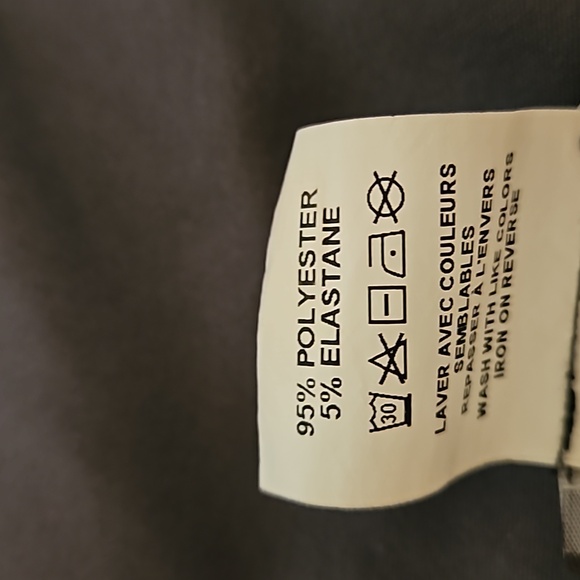 $5 add to bundle Peach and Khaki Short sleeved floral blouse - Picture 6 of 6